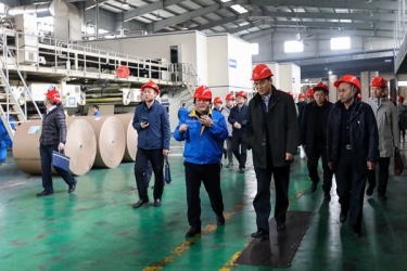 国家邮政局赵民一行莅临122cc太阳集成游戏调研快递包装绿色治理试点事情