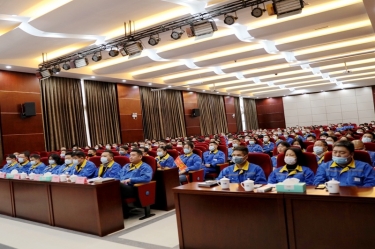 远景辽阔 未来可期 | 122cc太阳集成游戏纸业盛大召开2021年度总结表扬大会